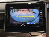 リアカメラ付で、後方をナビ画面で確認。車庫入れも安心です。もちろん、バックギアと連動しています。