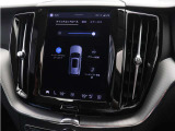 クイックコントロールビューでは、ヘッドレストの格納など車両の一部の機能に素早く簡単にアクセスできます。
