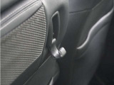 ◆フック◆ちょっとした買い物の袋を吊り下げたり、ゴミ袋を吊り下げられるコンビニフックがあり車内を転がらず便利です!