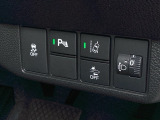こちらの車両はホンダセンシングやパーキングセンサーなどの安全支援装置が装備されてますよ!(^^)!