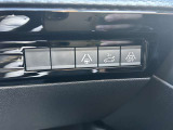 内装クリーニングも施しております。内装の綺麗なお車は気持ちが良くオススメさせていただく1つのポイントになっております。