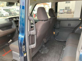 より多くの一般の方へ車を届けれればと思っておりますので同業者様への販売は極力控えさせて頂いております。ご了承下さい。