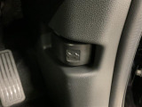 届出済 未使用車販売だけでなく、買取、下取、車検、メンテナンス、保険もバッチリ!お客様のトータルカーライフをしっかりサポートいたします。