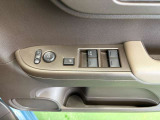 パワーウィンドウ付き☆運転席で全部の窓を開閉することが可能!!