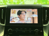 停車時にTVを楽しめます。ご家族で動画や番組を視聴して、移動時間を有効活用できます。