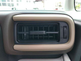 運転席エアコン吹き出し口周辺のお写真です。