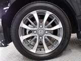 アルミホイールはホンダ純正なので安心!しかも車のデザインにもマッチしています。