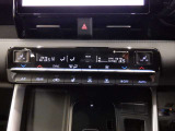 ようこそオートエムワンへ!この度は弊社在庫車輛を、ご覧頂きまして誠に有難う御座います。豊富な自社在庫からお好みのお車をお選び下さいませ。