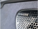 【DYNAUDIOサラウンド】 デンマーク発の高級オーディオ「DYNAUDIO」のサラウンドシステムを装備。車内エンターテイメントにも一切の妥協のないBYD。