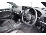 Audiのインテリアはエクステリア同様、優れたデザイン性とクオリティ、そして機能性を兼ね備えております。