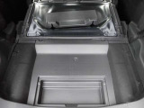 【民間車検場完備】当社の整備工場は運輸局指定の民間車検場です。購入後も安心して永くお車をお乗り頂けるよう車検・整備・メンテナンスを行います。また1日車検も可能です。お気軽にご相談ください。