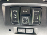 【両側パワースライドドア】スマートキーや運転席のスイッチで後席両側スライドドアの開閉が可能♪電動だから力を入れてドアを開ける必要が無く、小さなお子様でも簡単に開け閉めでき快適です♪