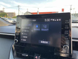 ディスプレイオーディオを装備。スマホとクルマをつなぐことで、これまでのナビに加えて、いろんなサービスが楽しめます。