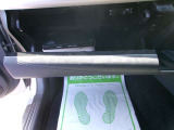 車検証入れ等小物も収納頂けます!!