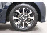 純正のアルミホイールが足元を飾ります!タイヤサイズは155/65R14になります。