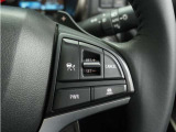 ◆アダプティブクルーズコントロール◆予め設定した車速内でクルマが自動的に加減速。前走車との適切な車間距離を維持しながら追従走行します。【LKAS】車線維持支援システムでステアリング操作を支援。