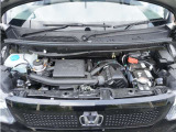 【エンジンルーム】エンジンルームもとても綺麗な状態です。ホンダカーズ総社では整備のスペシャリストがしっかり整備して納車いたします。ホンダカーズ総社は県内5店舗で皆様のご来店お待ちしております。