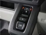 この度は当店の車両をごらん頂きましてありがとうございます。当店の販売車両はそのほとんどが自社での下取り車とデモカー(展示、試乗車)から構成され、安心してご購入いただけますよ