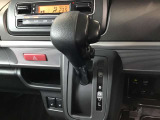 CVT車です。スムーズな加速と燃費の良さを両立します