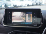 【バックカメラ】駐車が苦手な方でも安心してお乗りいただけます。リバース連動で画面が切り替わるのでとっても便利です。