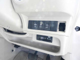 ☆ナビ☆ETC☆バックカメラ☆キーレスエントリー☆ブレサポ☆CD☆DVD☆シートヒーター☆禁煙車☆