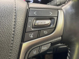 【プリクラッシュセーフティ】前方の車両等を検知し、衝突しそうな時は警報で注意を促し、ブレーキを踏む力をサポート。ブレーキを踏めなかった場合は衝突被害軽減ブレーキが作動、衝突回避をサポートします。