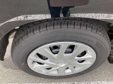 ◆タイヤの溝◆新品のタイヤはもちろん中古のタイヤも扱っております◆スタッドレスタイヤ等のご相談もお気軽にご相談ください◆
