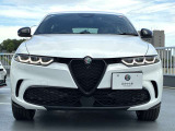 先進性の象徴であるLEDデイランニングライトは、昼間の車輌の存在感を際立たせ、安全性にも配慮しています。