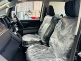助手席もゆったりしており、視界が広いお車です。