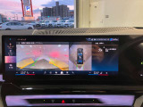 パーキングアシストプラス:トップビュー+3Dビュー、パノラマビューが含まれ車の周囲の状況をディスプレイで確認できます。スマートフォンからリモートで3Dビューで周囲を確認できます。