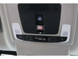 緊急通報ボタンが装備されています。ホンダコネクト対応。ご利用には、Honda Total Care プレミアムのご加入が必要です。