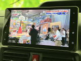 停車時にテレビ放送を視聴可能です。休憩時間などに、お好みの番組を楽しんでリフレッシュできます。