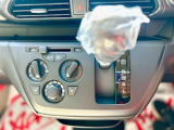 信頼と安心のアップルです。当店で買取をした車を厳選して並べさせて頂いております!下取りのご相談もお気軽に御相談ください!御不明な点・ご質問はお店までご連絡を下さい。無料電話 0078-6003-597420 です。