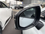 お車選びは後方確認の視認性も大切です!確り後方確認ができるので安全に走行できますね!