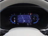 Google アシスタントを呼べば、友人や家族、会社の同僚への連絡や、車内環境の調整も思いのまま。ルート案内やエンターテイメント機能を利用する際も、ステアリングから手を離す必要はありません。
