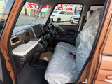 当店では届出済未使用車を中心に長野県下最大級の200台を在庫しております!