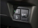 ◆VSA◆横滑り防止装置が装備されています。コーナーリング時の横すべりを抑える機能と、車両の急激な挙動変化を抑える機能で、安定した走行を実現しています。運転に安心とゆとりが出来ます。