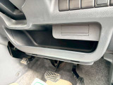 弊社在庫車は全て半年の保証をお付けしております♪半年、一年、二年、三年とございますのでまずはお問い合わせください♪(一部例外年式、距離有)