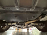 サビも少なくとても綺麗な車両です!下回りがきれいなうちに、防錆加工の施工がオススメ。降雪地域はもちろん、沿岸部にお住いの方や、趣味でマリン・ウィンタースポーツをされる方に大変好評いただいております。