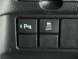◆障害物センサー◆車庫入れの時などに近くに障害物がある場合、障害物までの距離を音で知らせてくれます。