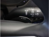 【ステアリングシフトスイッチ】ハンドルから手を離さずに素早くシフトアップ&ダウンができます。お近くの広島マツダまでお越しください。