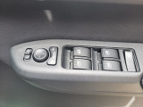 運転席側パワーウインドウスイッチ
