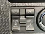 品質へのこだわり!フロアマットやシートなど車内をキレイに清掃し、ニオイや汚れなどを徹底的にクリーニングしてもらっております。室内はピカピカです☆