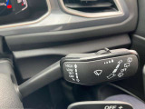 オートワイパー機能搭載。ワイパーレバーを一段階上にあげればオートワイパーとなりつまみにて感度調節が可能になります。運転に集中できるとても便利な機能です!