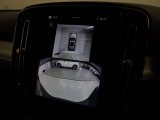360&deg;ビューカメラとリアバックカメラ映像