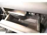 お気軽にお問い合わせください。Tel:075-325-0440 Mobile:070-2313-8676  中古車担当:時女まで