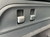 快適なショールームにて、お車選びのお手伝いから、ご購入後の整備待ちまで、ご対応致します。