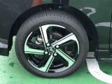 オシャレは足元から。アルミホイールはいてます。