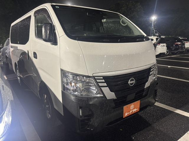 キャラバン 2.0 DX ロング 禁煙車 ディスプレイオーディオ