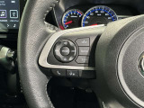 ステアリングスイッチ装備!運転しながら手元でオーディオの操作などができます。